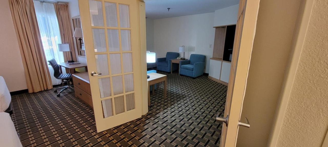 Hotel Carolina A Days Inn By Wyndham Хилтън Хед Айлънд Екстериор снимка